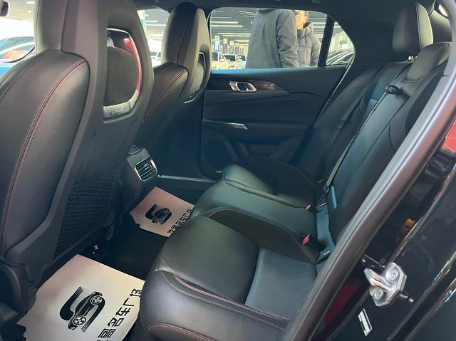 Lynk & Co 03 2019 2.0TD Auto Vigorous Pro – фото 5