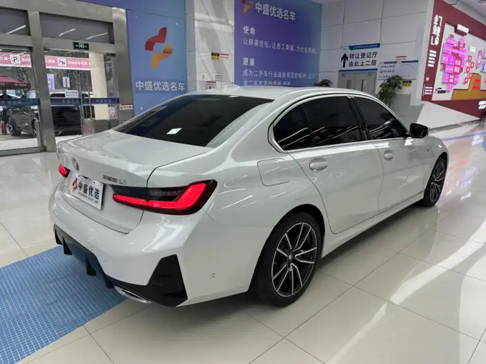 BMW 3 Series 2025 Model 325Li M Sports Set – фото 6