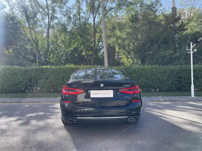 BMW 6 Series GT 2022 Model 630i Luxury Design Set