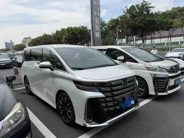 Vellfire 2024 Model 2.5T Automatic 4WD 7 seat Parallel Imported
