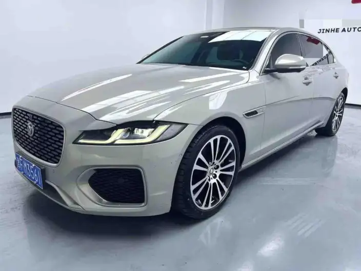 Jaguar XFL 2024 Model 2.0T P250 2WD Exclusive Deluxe Edition