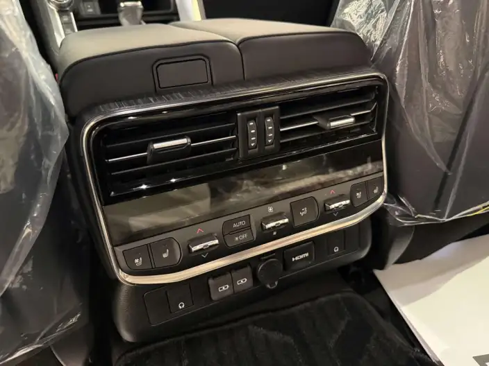 Land Cruiser (import 2025 Model 3.5T Automatic 4WD 7 seat Parallel Imported – фото 6