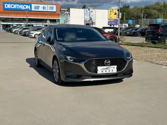 Mazda3 Axela 2022 Model 2.0L Automatic Zhi Ya Edition
