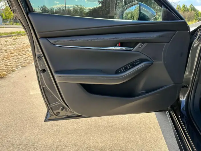 Mazda3 Axela 2022 Model 2.0L Automatic Zhi Ya Edition – фото 8