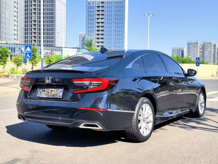 Honda Accord 2022 Model 260TURBO Deluxe Edition – фото 7