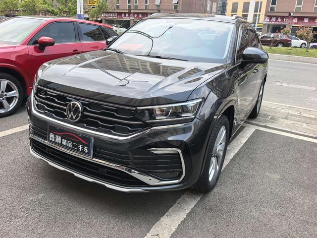 Tayron X Модель 2020 года 330TSI 2WD Noble Zhilian Edition