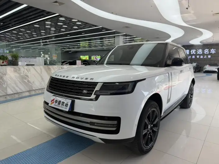 Range Rover 2023 Model 3.0 L6 360PS Shengshi Edition