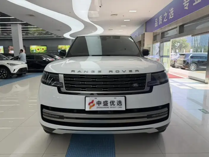 Range Rover 2023 Model 3.0 L6 360PS Shengshi Edition