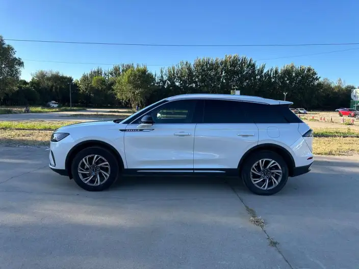 Lincoln Corsair 2024 Model 2.0T 2WD Exclusive Edition