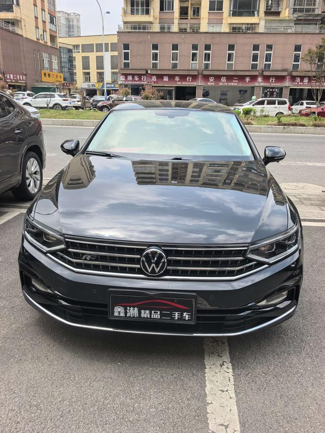 Volkswagen Magotan 2023 2-Millionth Anniversary 330TSI DSG Luxury – фото 2