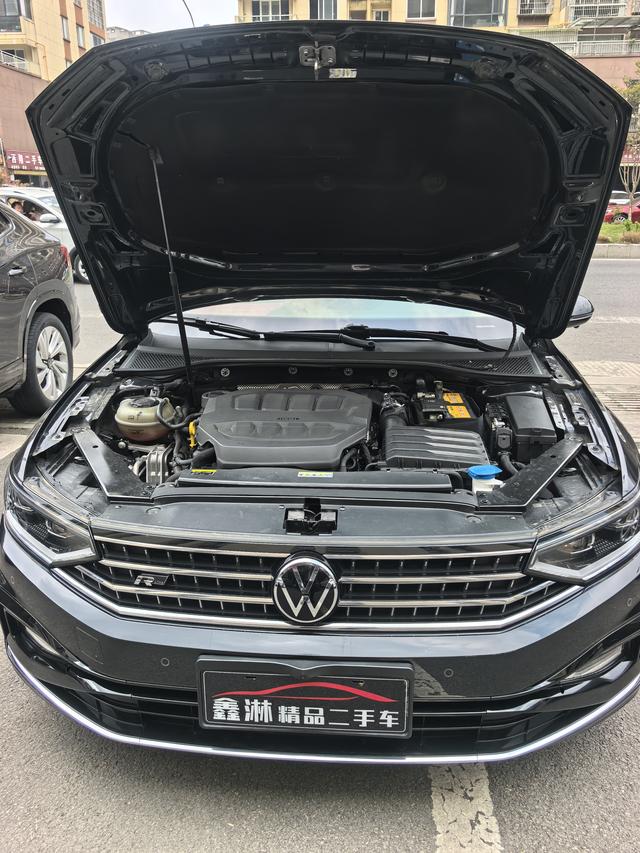 Volkswagen Magotan 2023 2-Millionth Anniversary 330TSI DSG Luxury – фото 13