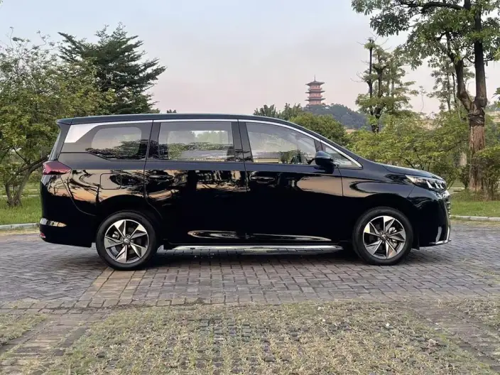 GAC Trumpchi M6 2025 Model MAX 270T WDCT Deluxe Edition – фото 8