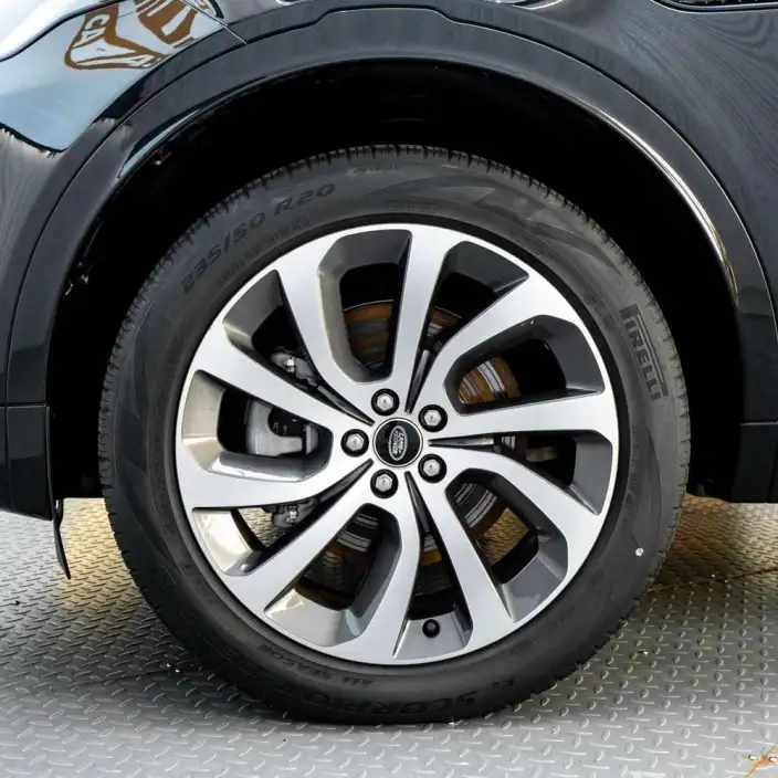 Land Rover Discovery Sport 2022 Model 249PS R-Dynamic SE Performance Technology Edition 5 seat – фото 8