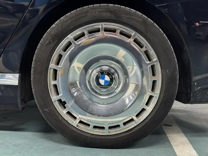 BMW i7 2023 Model eDrive50L Leading Model Luxury Set – фото 9