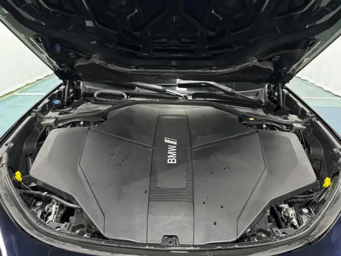 BMW i7 2023 Model eDrive50L Leading Model Luxury Set – фото 10