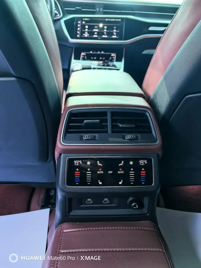 Audi A7 L 2024 Model 45 TFSI quattro Black Samurai Edition – фото 7