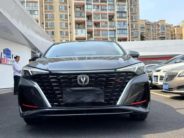 Changan Eado 2023 Model PLUS Changxiang Edition Blue whale NE 1.4T GDI DCT Noble Model – фото 2