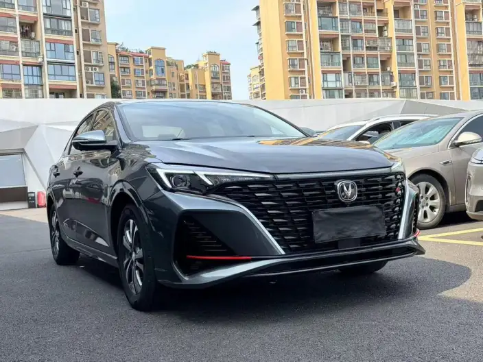 Changan Eado 2023 Model PLUS Changxiang Edition Blue whale NE 1.4T GDI DCT Noble Model – фото 3