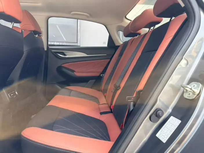 Changan Eado 2023 Model PLUS Changxiang Edition Blue whale NE 1.4T GDI DCT Noble Model – фото 10