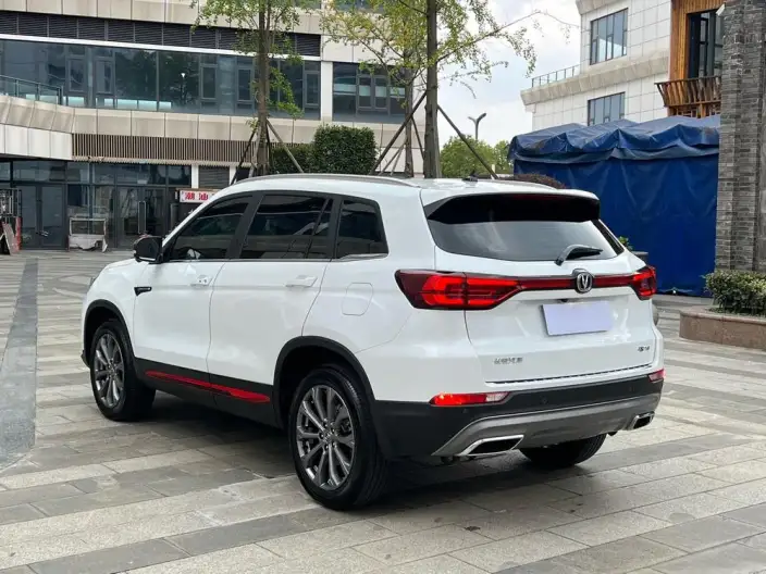 Changan CS75 2023 Model Changxiang Edition 1.5T DCT Noble Model – фото 4