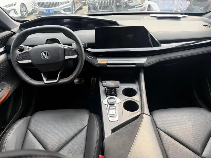 Changan UNI-V 2022 Model 1.5T Sports Edition – фото 10