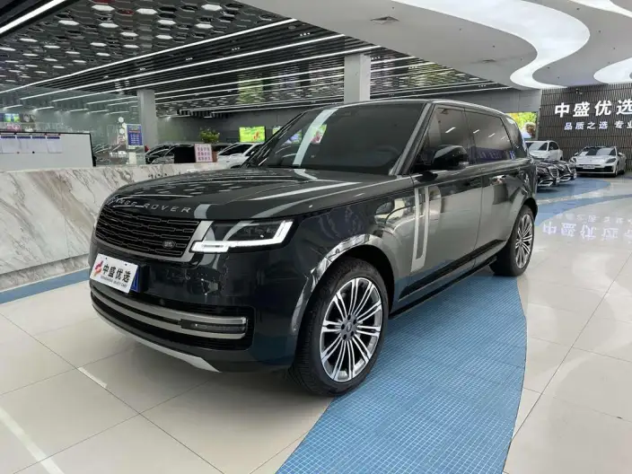 Range Rover 2024 Model 3.0 L6 400PS Shengshi Extended Edition
