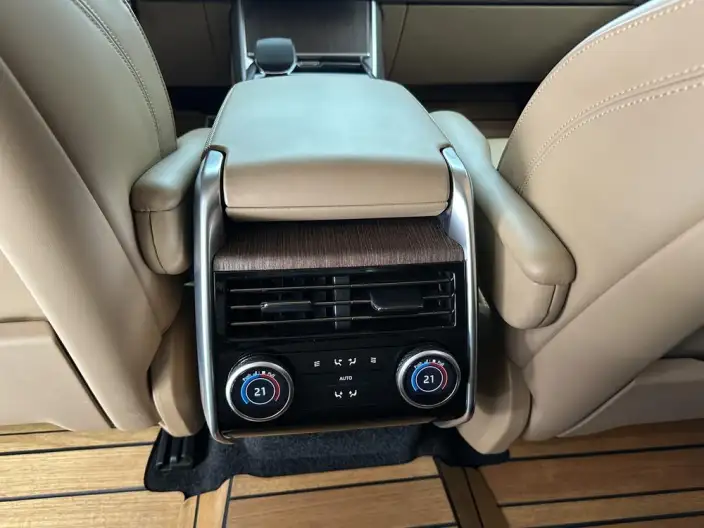 Range Rover 2024 Model 3.0 L6 400PS Shengshi Extended Edition – фото 10