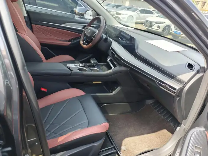 Changan Eado 2022 Model PLUS Blue whale NE 1.4T GDI DCT Noble Model – фото 8