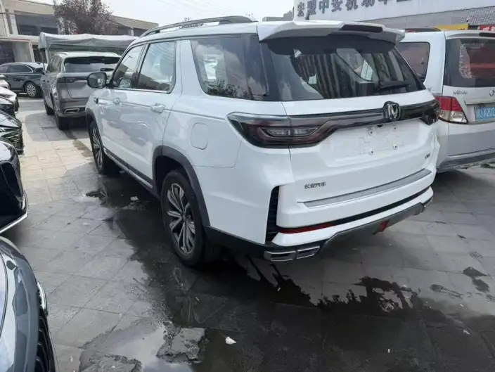 Changan CS95 2023 Model PLUS Edition 2.0T 2WD Luxury Model