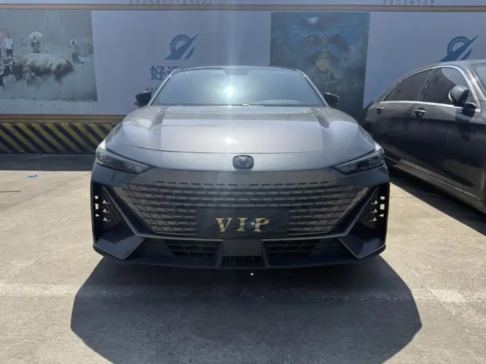 Changan UNI-V 2022 Model 1.5T Noble Model