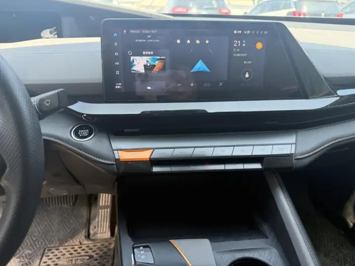 Changan UNI-V 2022 Model 1.5T Noble Model – фото 10