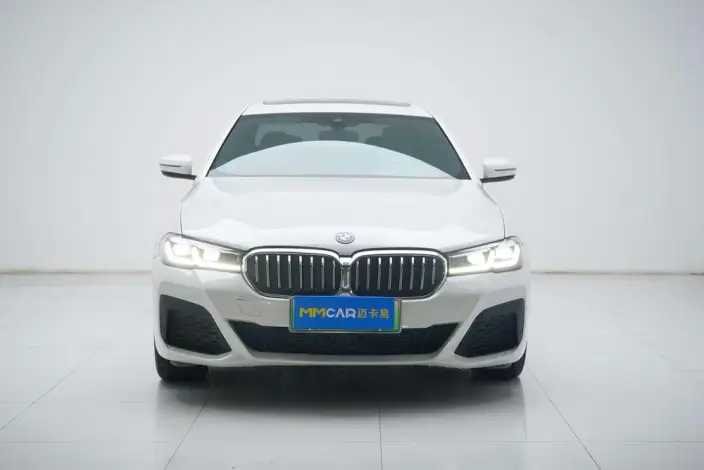 BMW 5 Series PHEV 2022 Model Facelift II 535Le M Sports Set