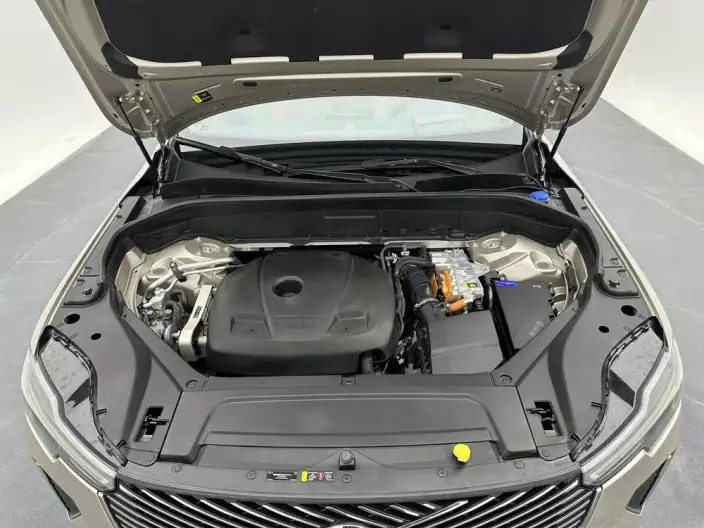Volvo XC90 PHEV 2025 Model Facelift E Drive Hybrid T8 Long Battery Life Pro Smart Prestige Deluxe Edition 7 seat – фото 10