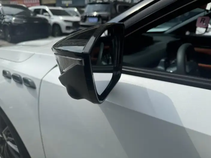 Changan UNI-V 2023 Model 1.5T Sports Edition – фото 7