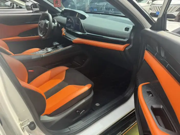 Changan UNI-V 2023 Model 1.5T Sports Edition – фото 8