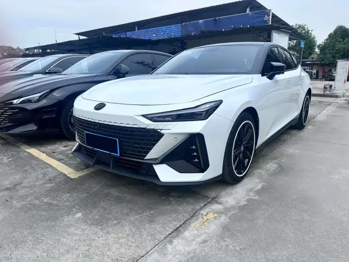 Changan UNI-V 2022 Model 1.5T Noble Model