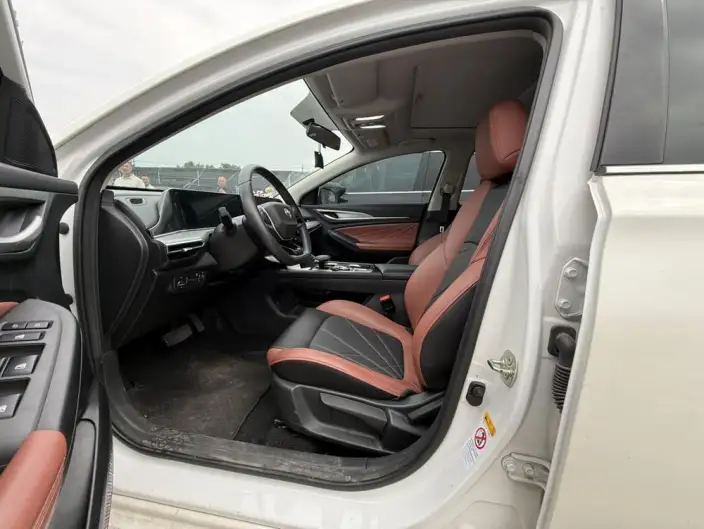 Changan Eado 2023 Model PLUS Changxiang Edition Blue whale NE 1.4T GDI DCT Noble Model – фото 7