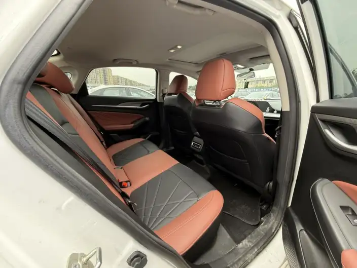 Changan Eado 2023 Model PLUS Changxiang Edition Blue whale NE 1.4T GDI DCT Noble Model – фото 9