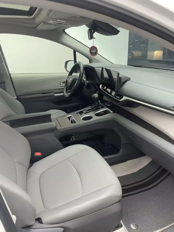 Granvia 2024 Model Intelligent Hybrid 2.5L 2WD Deluxe Edition – фото 9