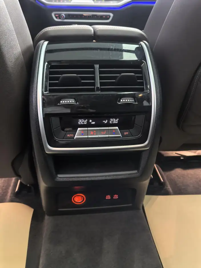 BMW X5 2022 Model Facelift xDrive 40Li M Sports Set – фото 7