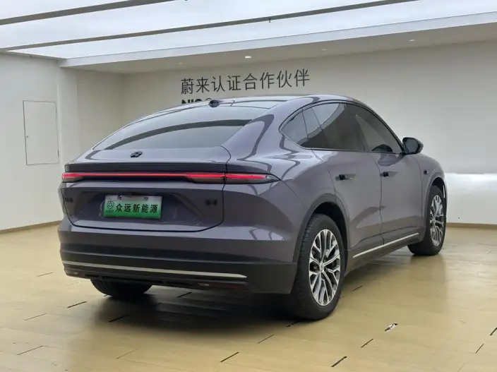 NIO EC6 2024 Model 75kWh – фото 7