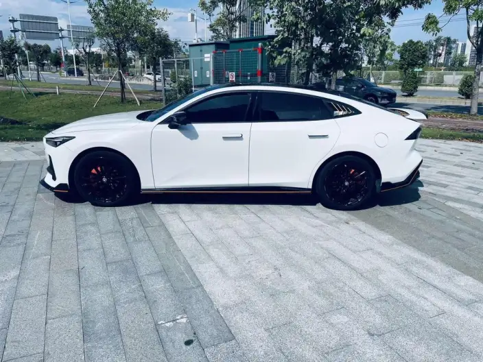 Changan UNI-V 2023 Model 1.5T Sports Edition