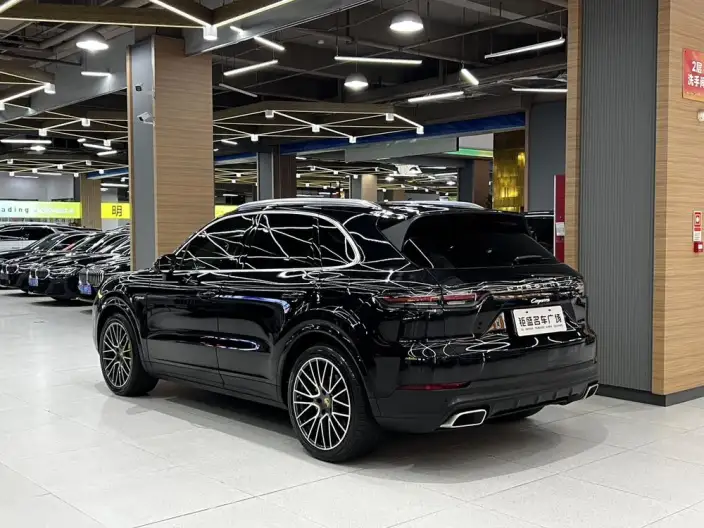 Cayenne E-Hybrid 2021 Model Cayenne E-Hybrid 2.0T