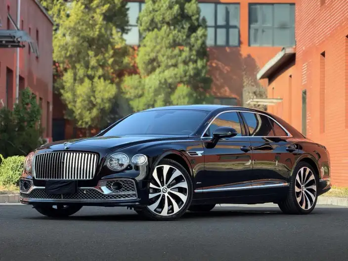 Continental Flying Spur 2023 Model 4.0T V8 Yadu Edition – фото 1