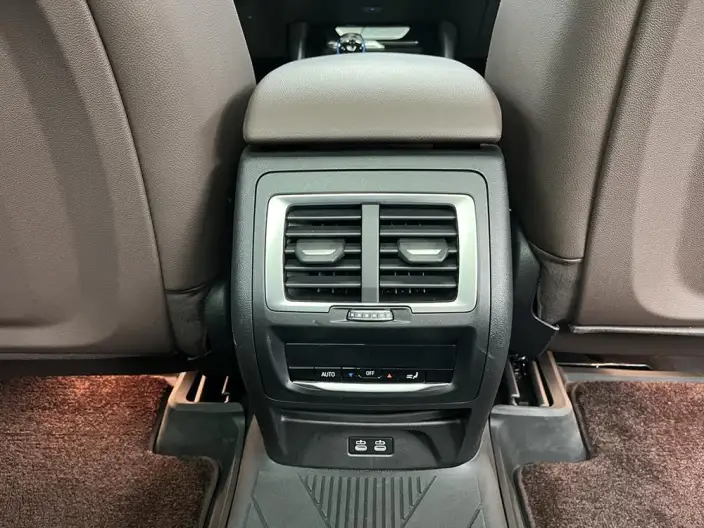BMW iX3 2022 Model Leading Model – фото 7