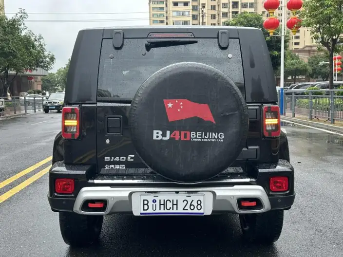 BAIC BJ40 2023 Model 2.0T Automatic 4WD City Hunter Edition Supreme Model – фото 5