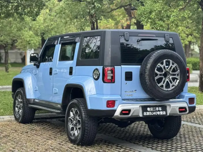 BAIC BJ40 2023 Model 2.0T Automatic 4WD City Hunter Edition Warrior Model – фото 4