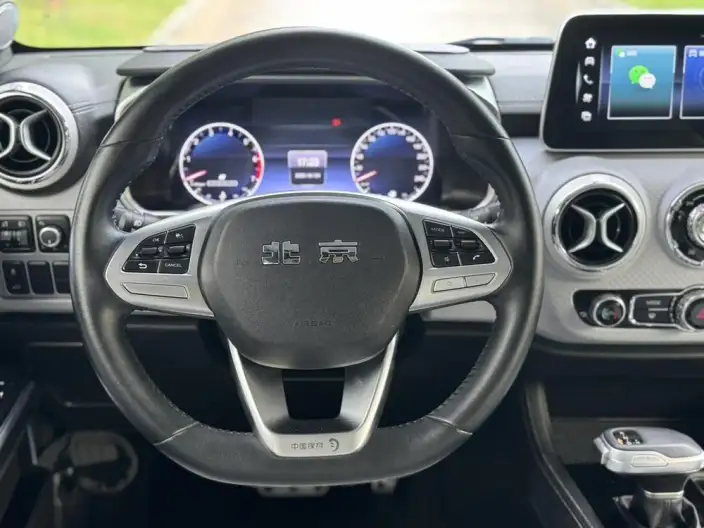 BAIC BJ40 2023 Model 2.0T Automatic 4WD City Hunter Edition Warrior Model – фото 8