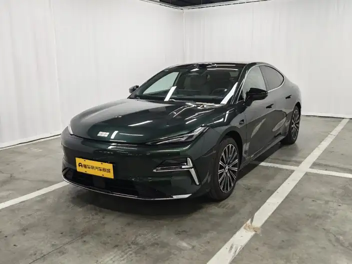 Geely Galaxy E8 PHEV 2025 Model 130km EM-P Galaxy Edition – фото 1