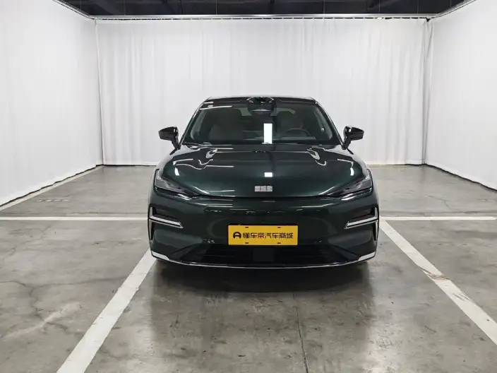 Geely Galaxy E8 PHEV 2025 Model 130km EM-P Galaxy Edition – фото 2